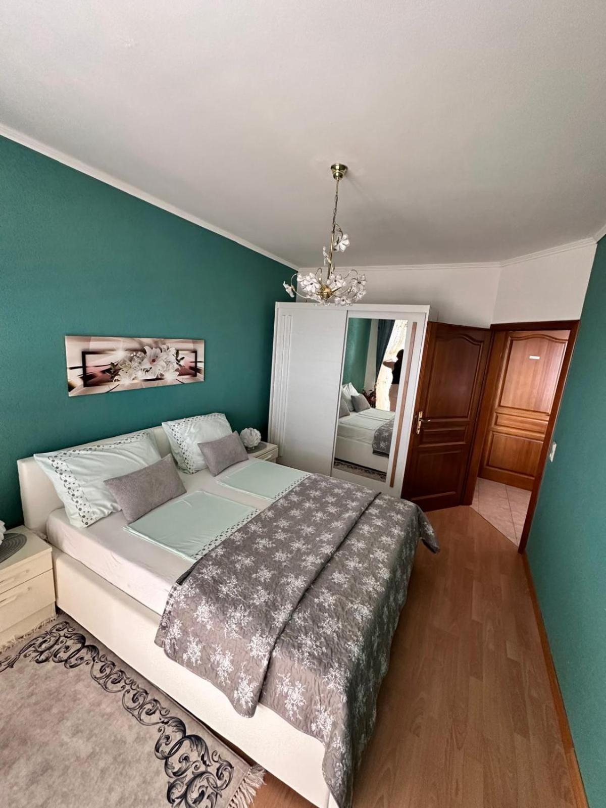 Apartmani Djurda クルク エクステリア 写真