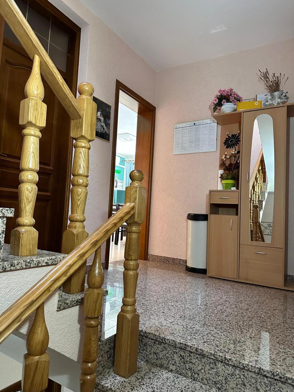 Apartmani Djurda クルク エクステリア 写真