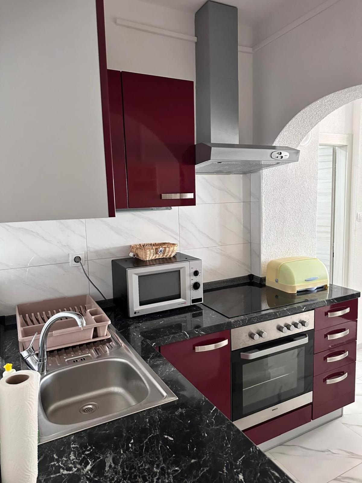 Apartmani Djurda クルク エクステリア 写真